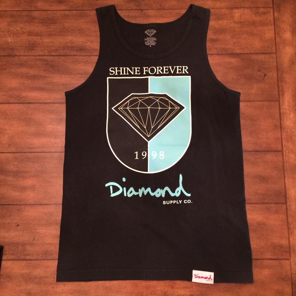 Diamond supply tank